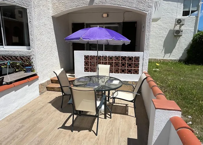 Appartement Situé A 100 M De La